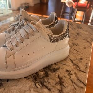 Alexander McQueen White and Silver Kids Sneakers